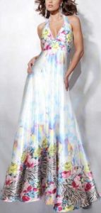 Длинное платье с цветочным рисунком