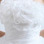 Свадебное платье с рюшами