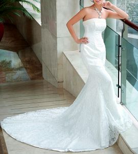Элегантное свадебное платье 
